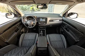 Mitsubishi Outlander / Airtek 2022
