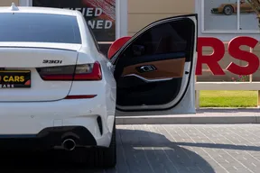 BMW 3 Series 330 2021