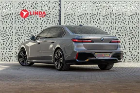 BMW 7 Series 740 2023