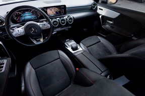 Mercedes-Benz A-Class 200 2021