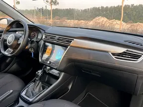MG 5 2025
