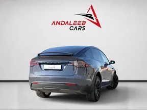 Tesla Model X 2023