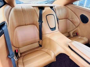 Aston Martin DB11 2018