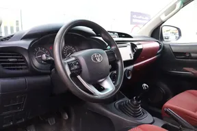 Toyota Hilux 2021