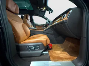 Bentley Bentayga 2023