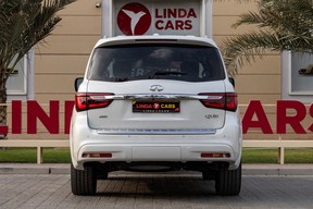 Infiniti QX80 2023