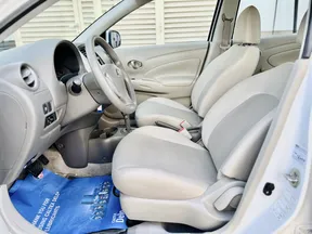 Nissan Sunny 2023