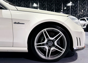 Mercedes-Benz E-Class 63 AMG 2011