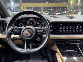 Porsche Cayenne 2024