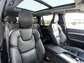 Volvo XC90 B5 2023