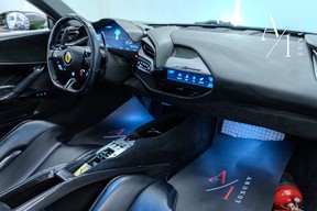 Ferrari SF90 Stradale 2021