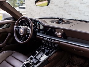 Porsche 911 Carrera 2024