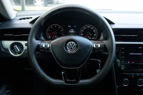Volkswagen Passat 2021