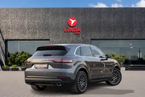 Porsche Cayenne 2023