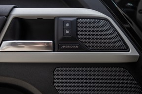 Land Rover Defender 110 2022