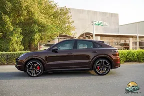 Porsche Cayenne GTS 2023