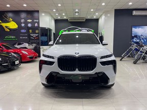 BMW X7 40i 2024