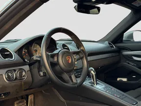 Porsche Cayman 718 GT4 2022