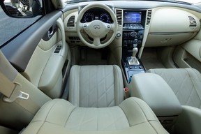 Infiniti QX70 2019