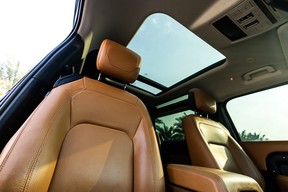 Land Rover Defender 90 2023