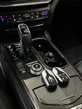 Maserati Ghibli GT 2021