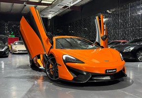 McLaren 570S 2016