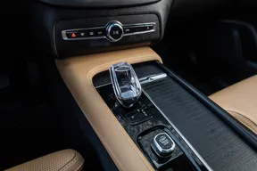 Volvo XC90 B6 2024