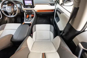 Toyota RAV4 2025