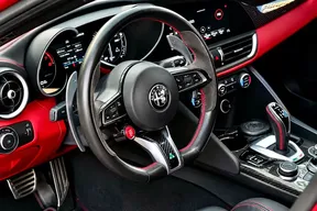 Alfa Romeo Giulia Quadrifoglio 2021