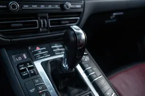 Porsche Macan 2021