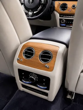 Rolls-Royce Ghost LWB 2021
