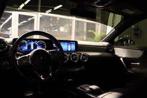 Mercedes-Benz A-Class 200 2021