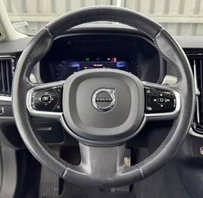 Volvo S90 2022