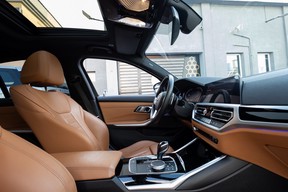 BMW 3 Series 330 2019