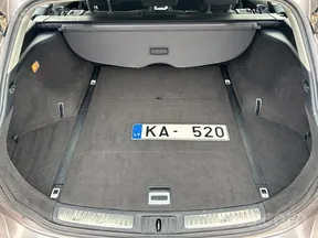 Toyota Avensis 2015