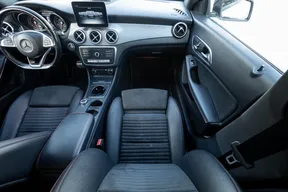 Mercedes-Benz CLA 250 2017