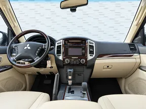 Mitsubishi Pajero / Shogun / Montero 2020