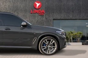 BMW X5 M50 2023