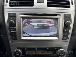 Toyota Avensis 2015