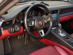 Porsche 911 Carrera GTS 2019