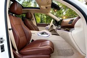 Mercedes-Benz Maybach GLS 600 2023