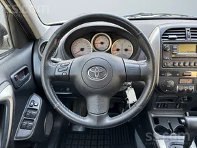 Toyota RAV4 2005
