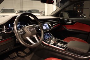 Audi Q8 2021