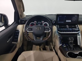 Toyota Land Cruiser 2023