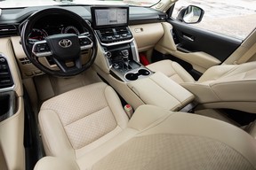 Toyota Land Cruiser 2023