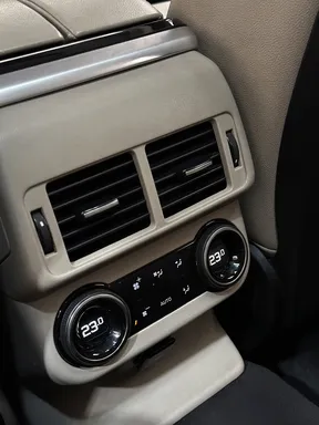 Land Rover Range Rover Velar 2021