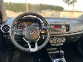 Kia Pegas 2021