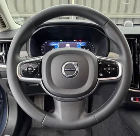 Volvo S90 2023
