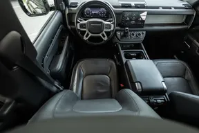 Land Rover Defender 110 2023