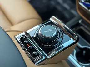 Rolls-Royce Phantom 2025